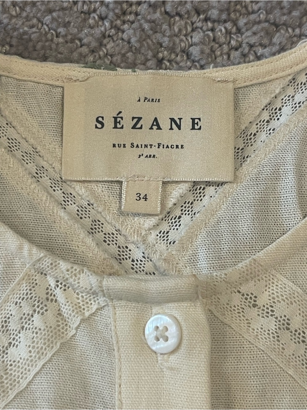 Sezane Amade Button Front Short Sleeve Top in Ecru With Embroidered Flowers, 34 - Picture 4 of 16